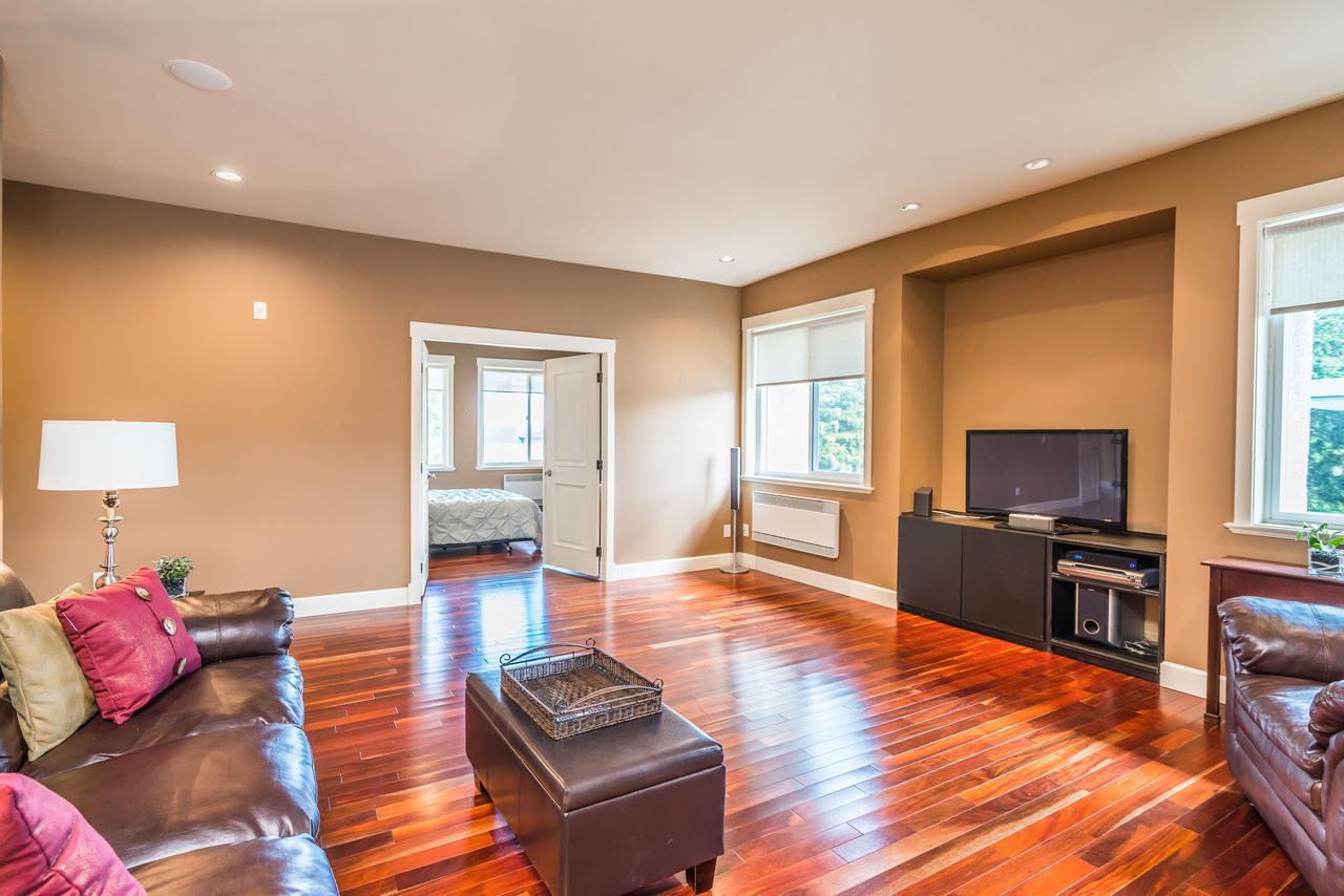Luxury Penthouse Downtown Nanaimo Apartment Exterior foto
