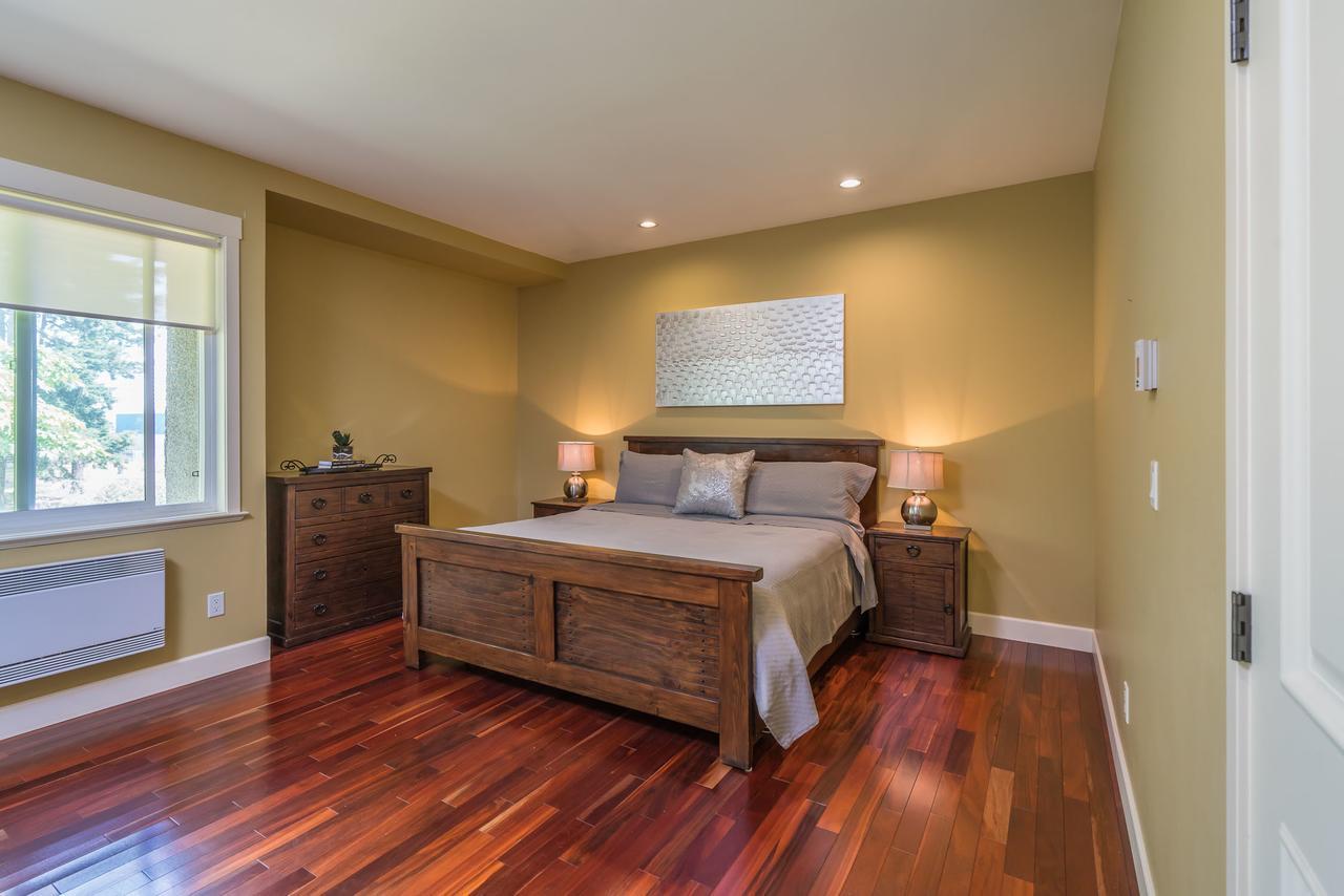 Luxury Penthouse Downtown Nanaimo Apartment Exterior foto